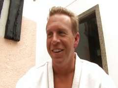 blonde lateinamerikanerin