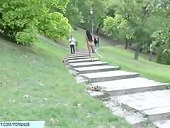 nackt durch die stadt